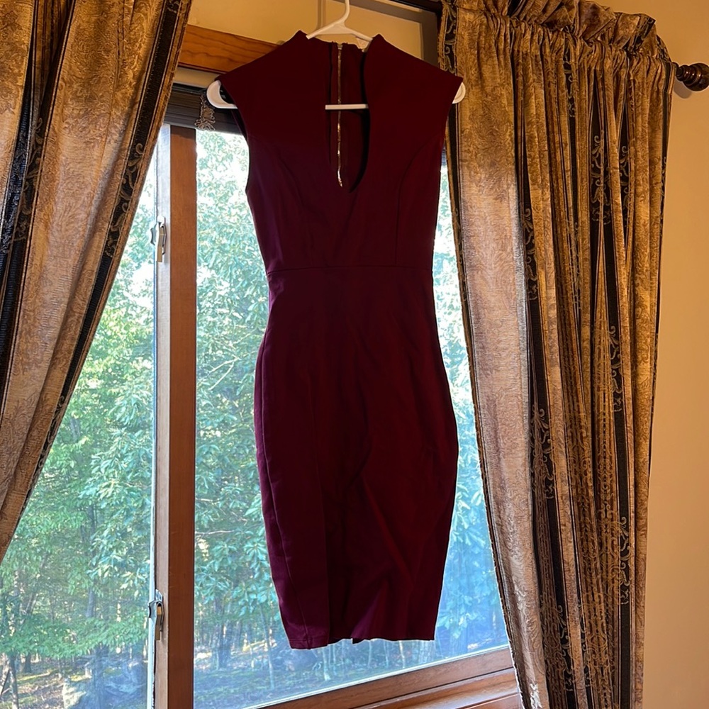 Burgundy Bodycon dress from Privy. Size small. Wore once to a wedding.